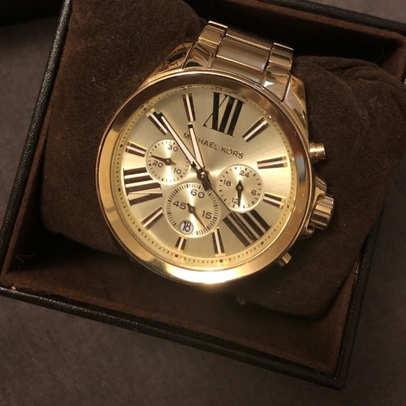 Michael Kors Gold watch - Picture 1 of 8